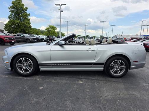2013 Ford Mustang V6 Premium