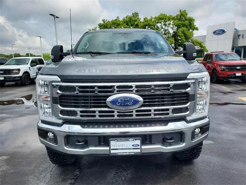2025 Ford F-250