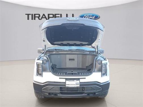 2023 Ford F-150 Lightning Pro