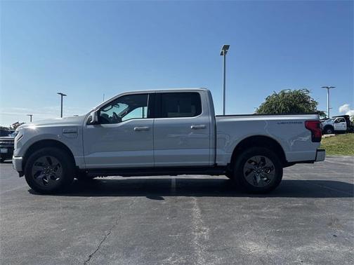 2023 Ford F-150 Lightning LARIAT
