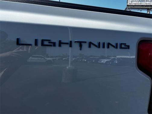 2023 Ford F-150 Lightning LARIAT