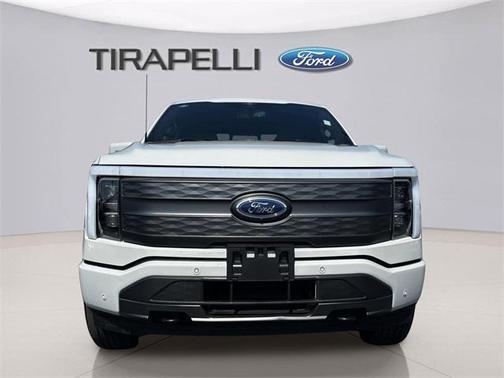 2023 Ford F-150 Lightning LARIAT