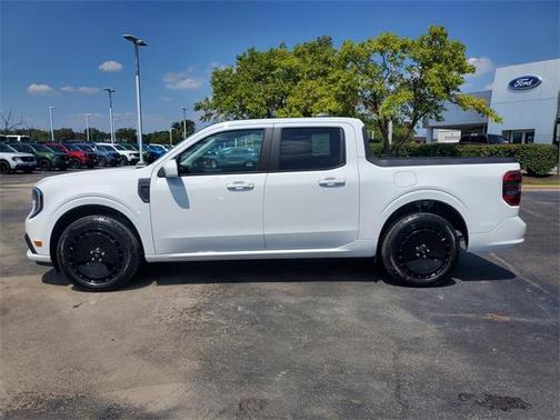 2025 Ford Maverick Lobo Standard