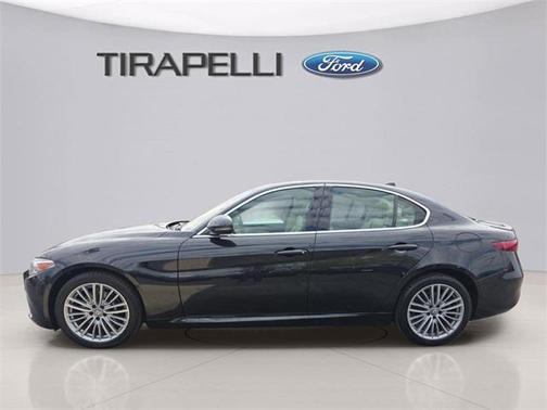 2017 Alfa Romeo Giulia Ti
