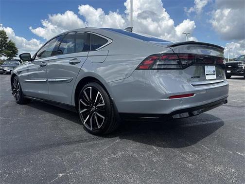 2024 Honda Accord Hybrid Touring
