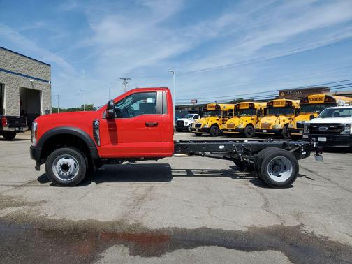 Race Red 2026 Ford F-450 DRW