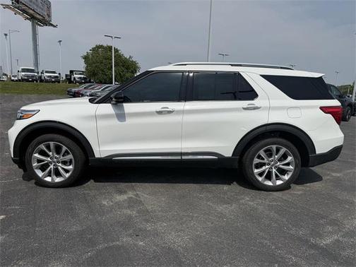 2022 Ford Explorer Platinum