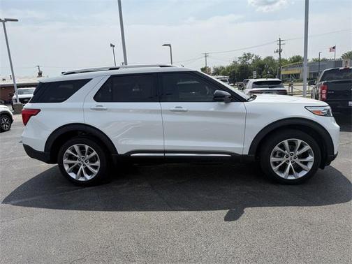 2022 Ford Explorer Platinum