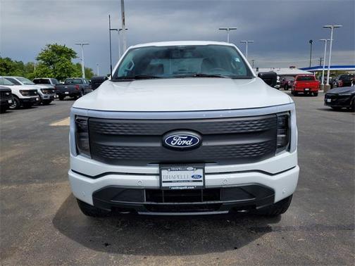 2025 Ford F-150 Lightning Flash