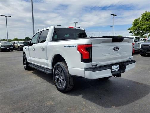 2025 Ford F-150 Lightning Flash