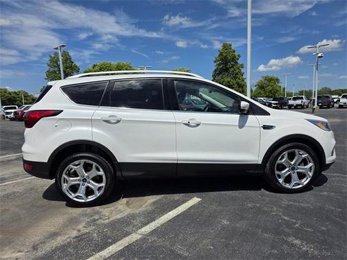 2019 Ford Escape Titanium
