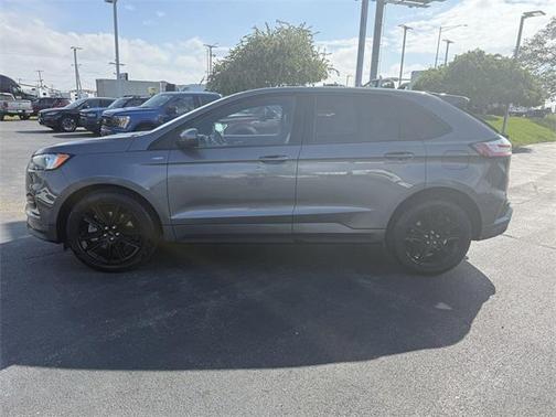 2022 Ford Edge ST Line