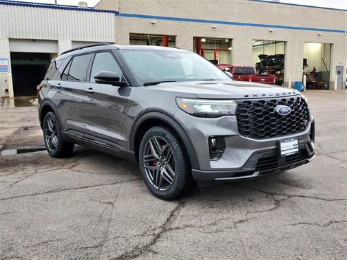 2025 Ford Explorer ST