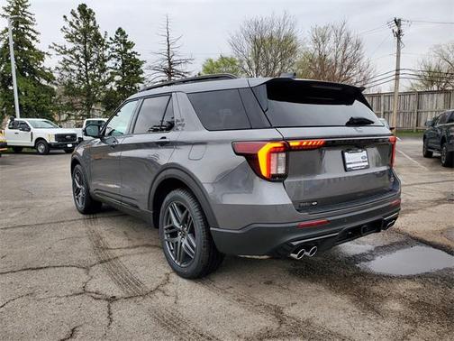 2025 Ford Explorer ST