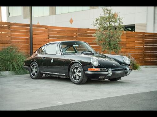 1965 Porsche 911 Base