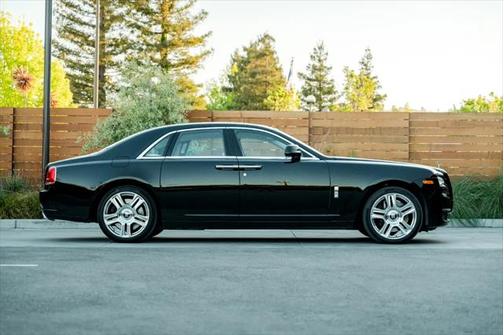 2017 Rolls-Royce Ghost Sedan