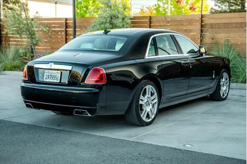 2017 Rolls-Royce Ghost Sedan