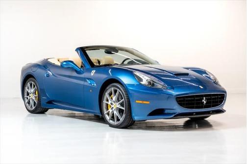 2010 Ferrari California Base