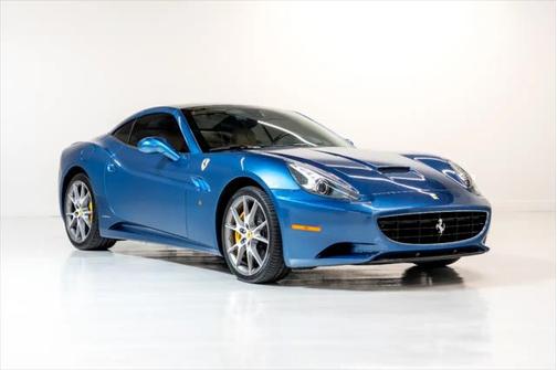 2010 Ferrari California Base