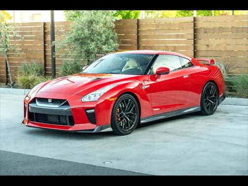 2017 Nissan GT-R Premium