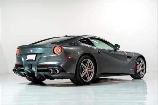 2016 Ferrari F12berlinetta Base