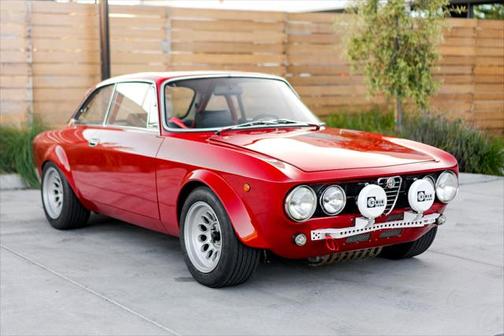 1973 Alfa Romeo GTV 1750
