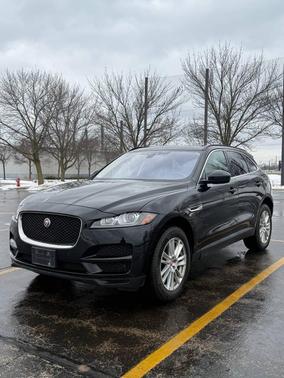 2017 Jaguar F-PACE 35t Prestige