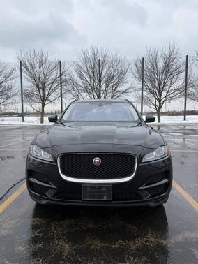 2017 Jaguar F-PACE 35t Prestige