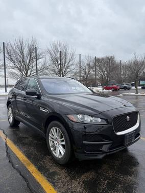 2017 Jaguar F-PACE 35t Prestige