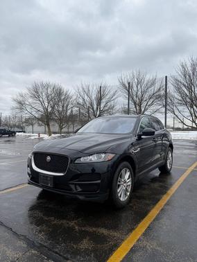 2017 Jaguar F-PACE 35t Prestige