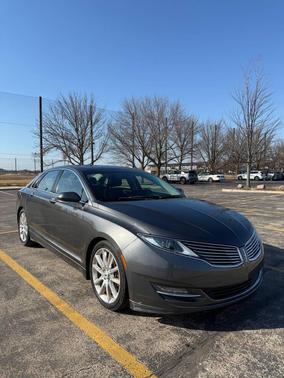 2016 Lincoln MKZ Base