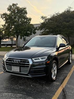 2019 Audi Q5 2.0T Premium Plus