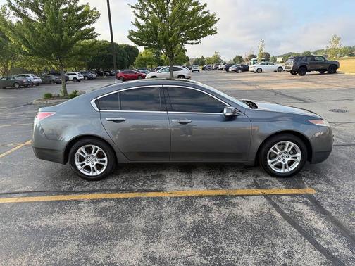 2011 Acura TL Technology