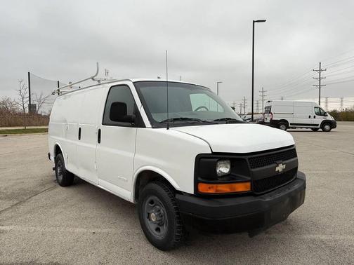 2004 Chevrolet Express 2500 Base