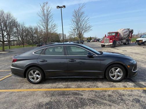 2021 Hyundai SONATA SE