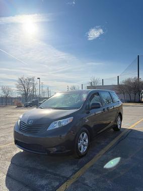 2016 Toyota Sienna L