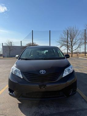2016 Toyota Sienna L
