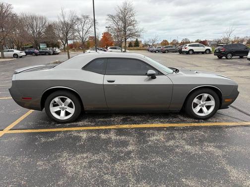 2012 Dodge Challenger SXT