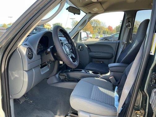 2005 Jeep Liberty Sport