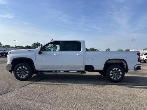 2025 Chevrolet Silverado 3500 LT
