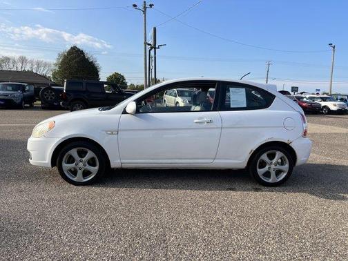 2008 Hyundai Accent SE
