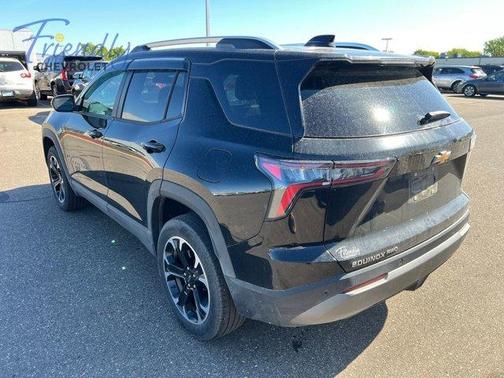Mosaic Black Metallic 2025 Chevrolet Equinox LT