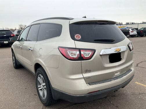Champagne Silver 2015 Chevrolet Traverse 2LT