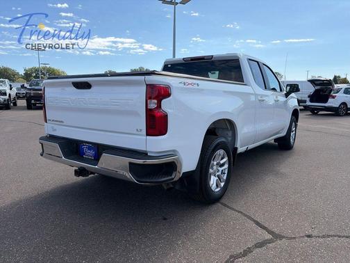 Summit White 2025 Chevrolet Silverado 1500 LT