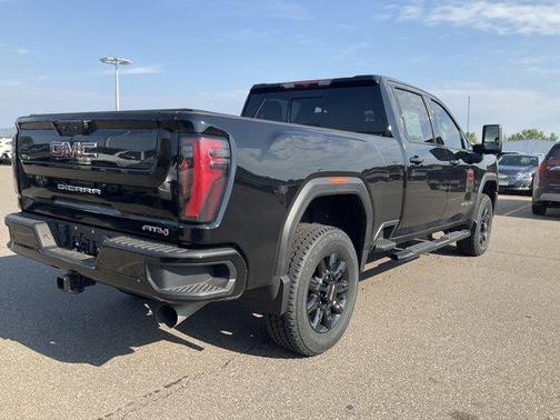 2024 GMC Sierra 2500 AT4