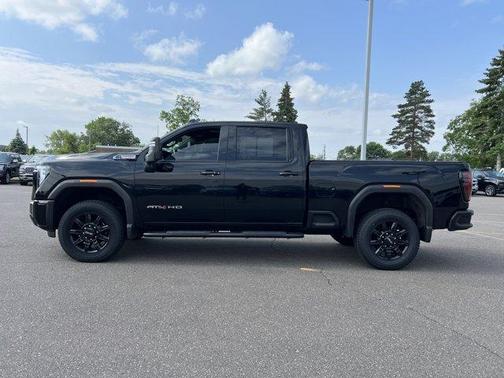 2024 GMC Sierra 2500 AT4