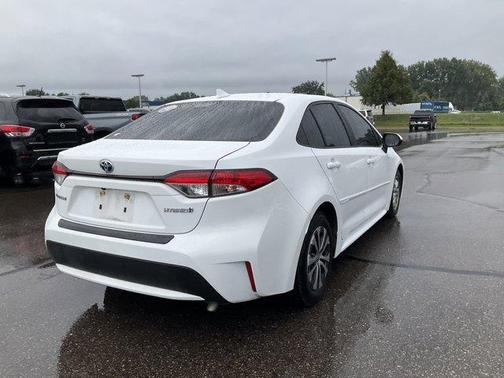 2022 Toyota Corolla Hybrid LE