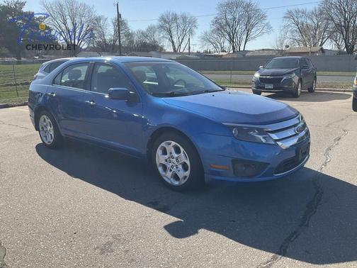 Blue Flame Metallic 2011 Ford Fusion SE