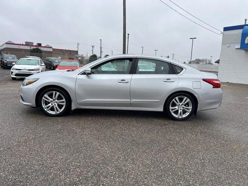 2016 Nissan Altima 3.5 SL