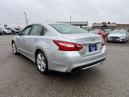 2016 Nissan Altima 3.5 SL